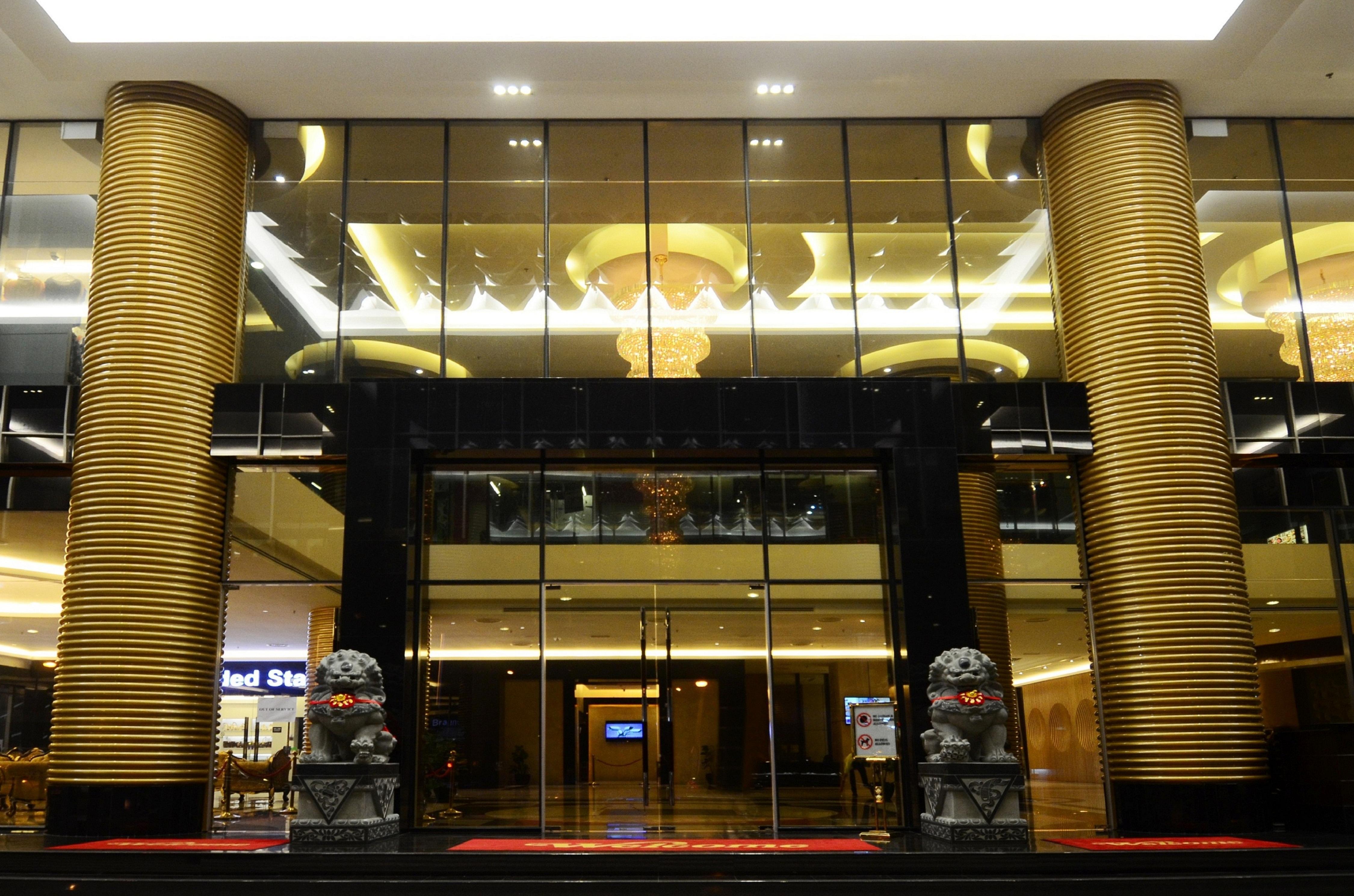 Ksl Hotel & Resort Johor Bahru Extérieur photo The hotel entrance
