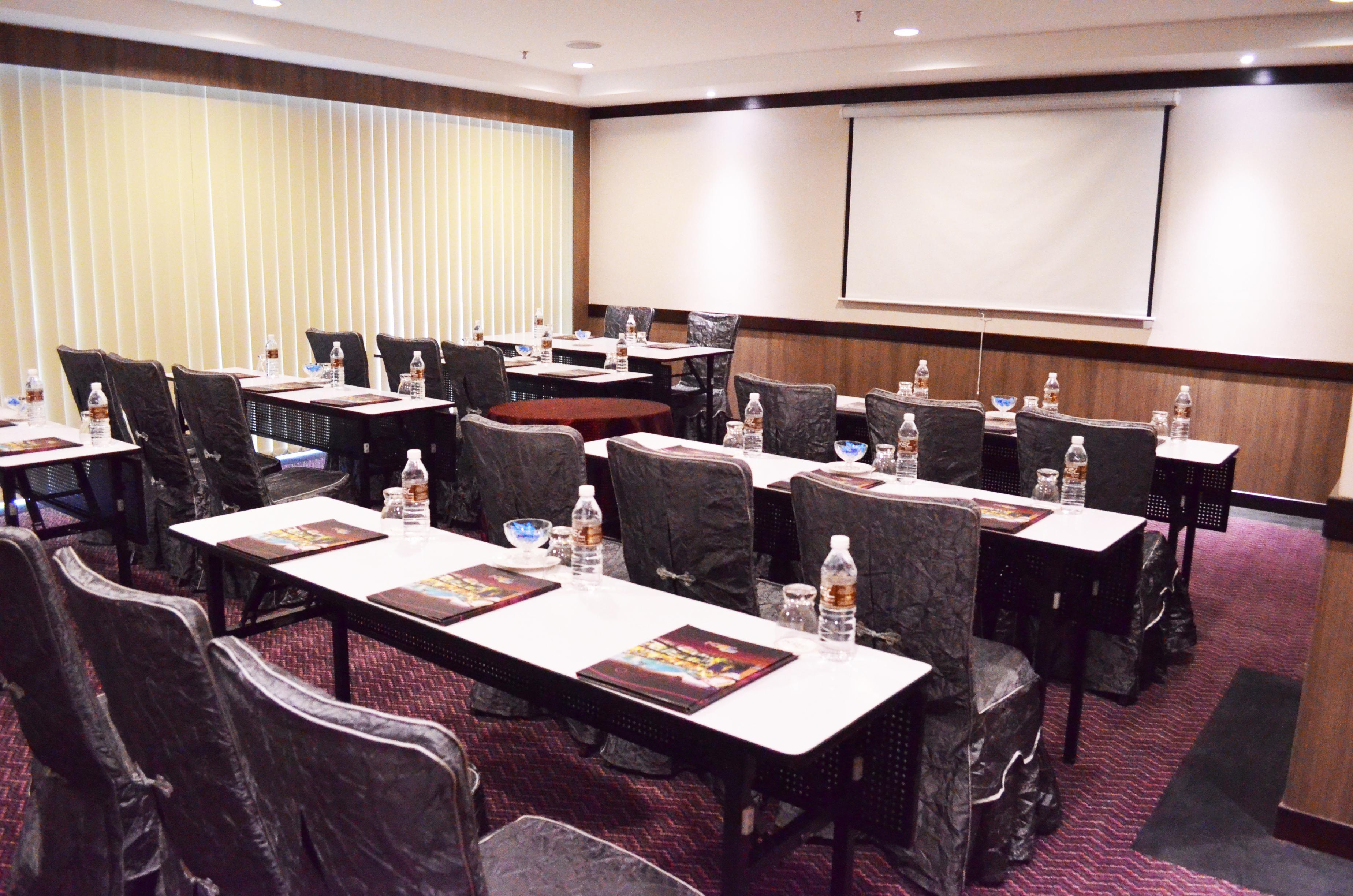 Ksl Hotel & Resort Johor Bahru Extérieur photo The meeting room of the hotel