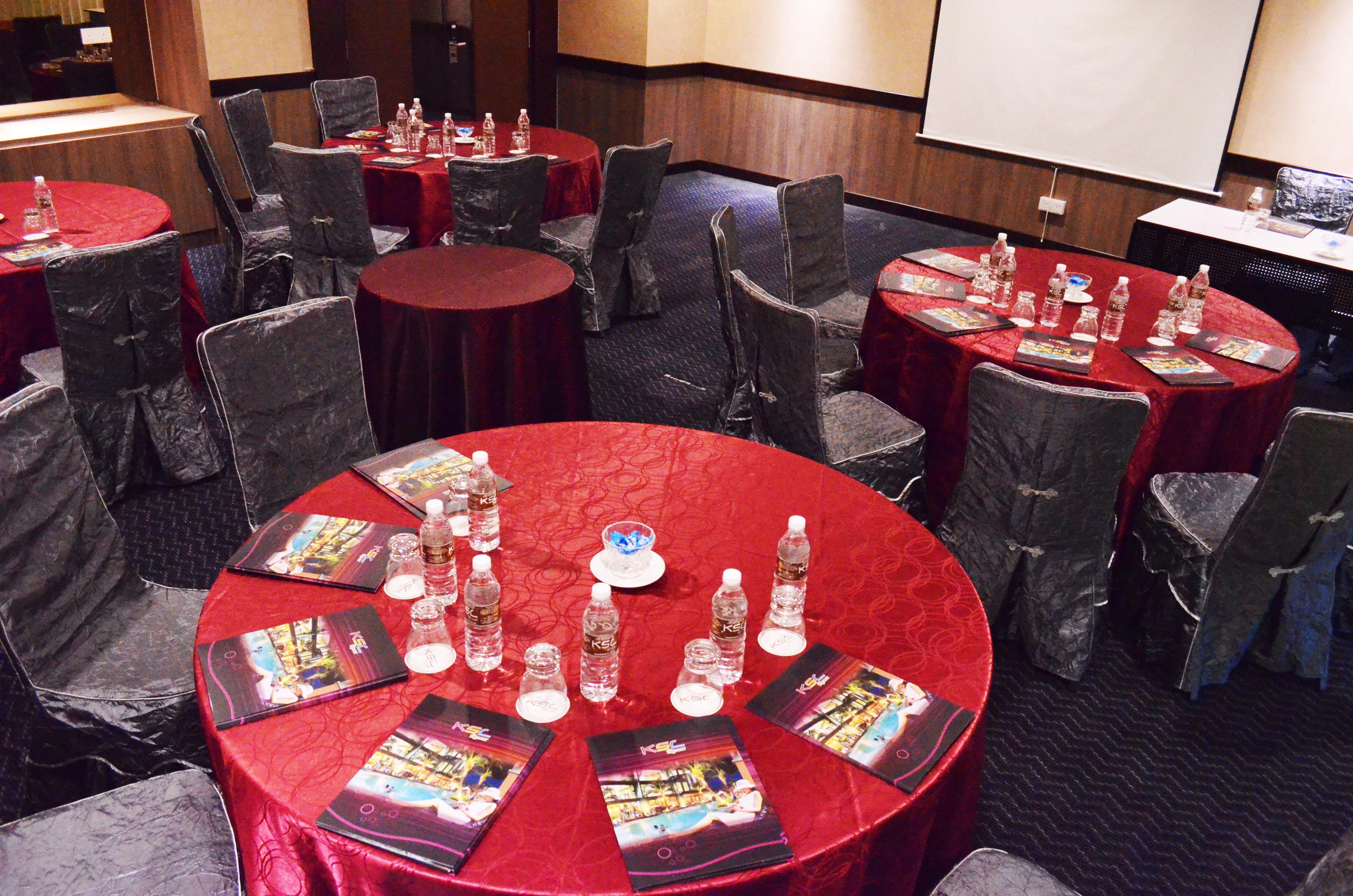 Ksl Hotel & Resort Johor Bahru Extérieur photo The conference room at the hotel